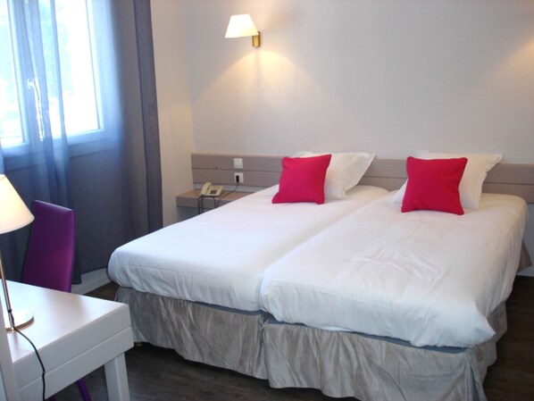 Standard Room, 2 Single Beds
