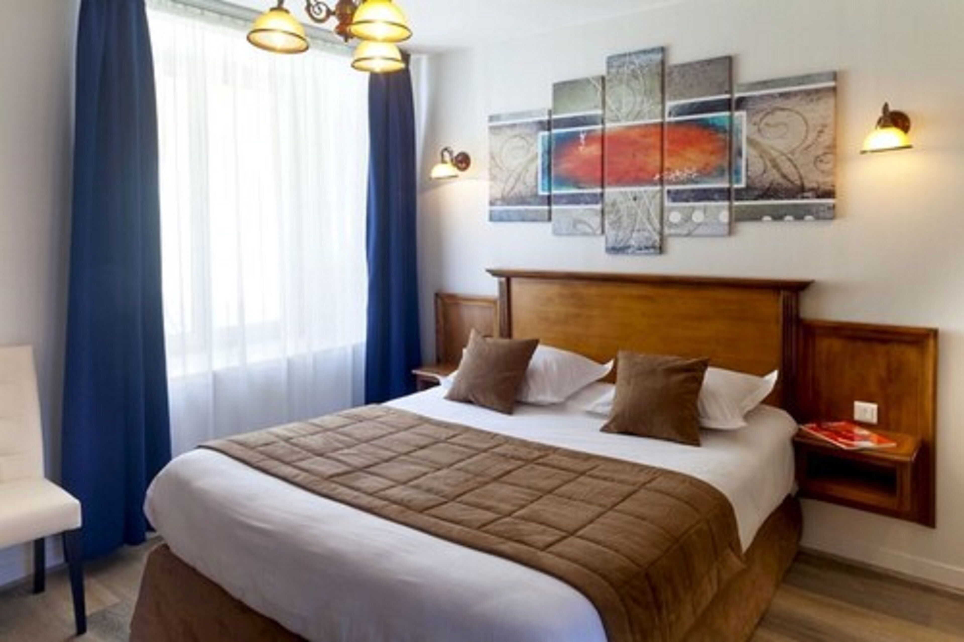 superior double room, bathtub | desk, laptop workspace, free wifi, bed sheets