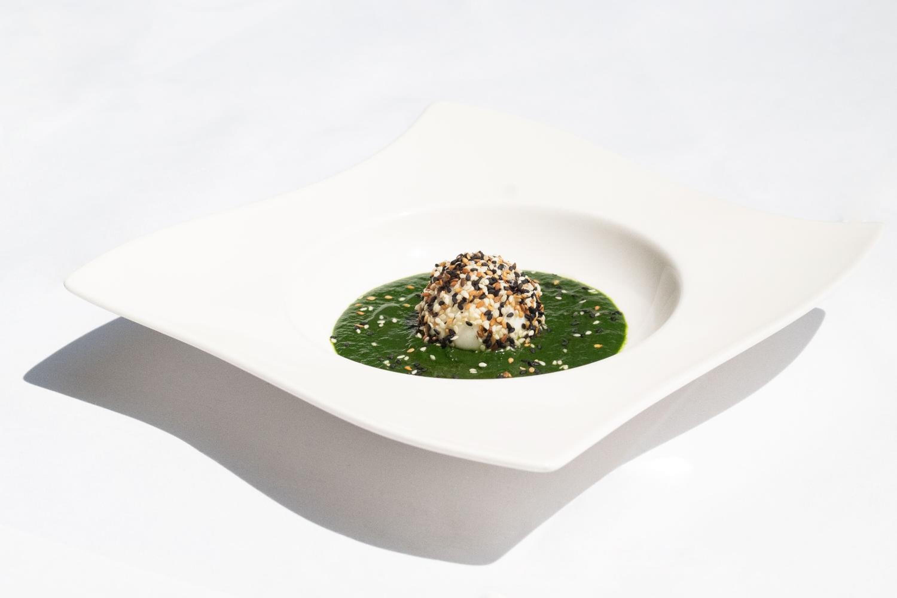 lunch and dinner served, regional cuisine