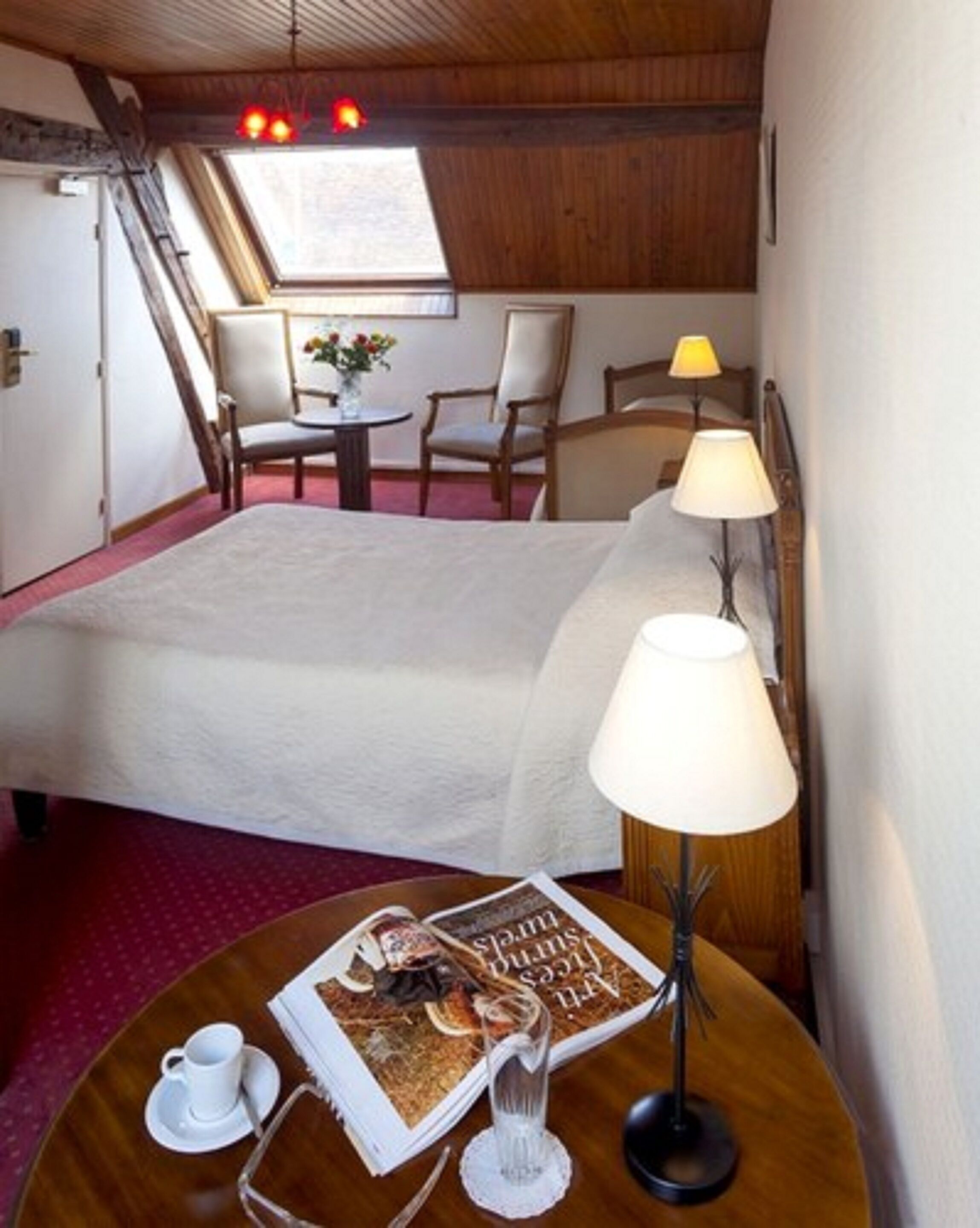 standard triple room (2adults & 1child) | desk, laptop workspace, free wifi, bed sheets