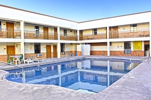 2 outdoor pools - Hotel Paraiso del Desierto (Puerto Penasco)