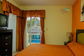Suite, hidromasaje | Cunas y camas extra 