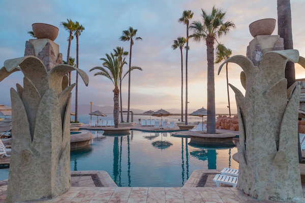 Outdoor pool, pool umbrellas