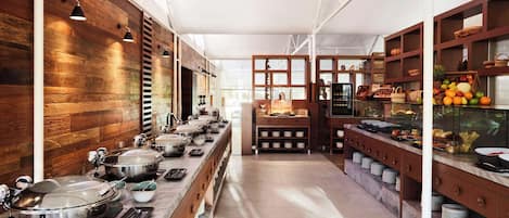 Breakfast area