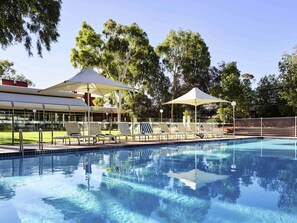 Outdoor pool - Emu Walk Apartments (Yulara)