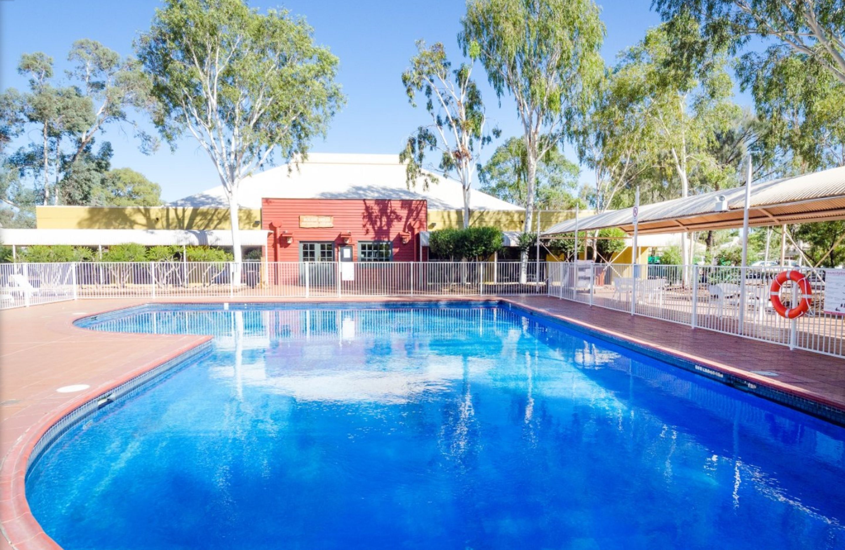 Piscine extérieure