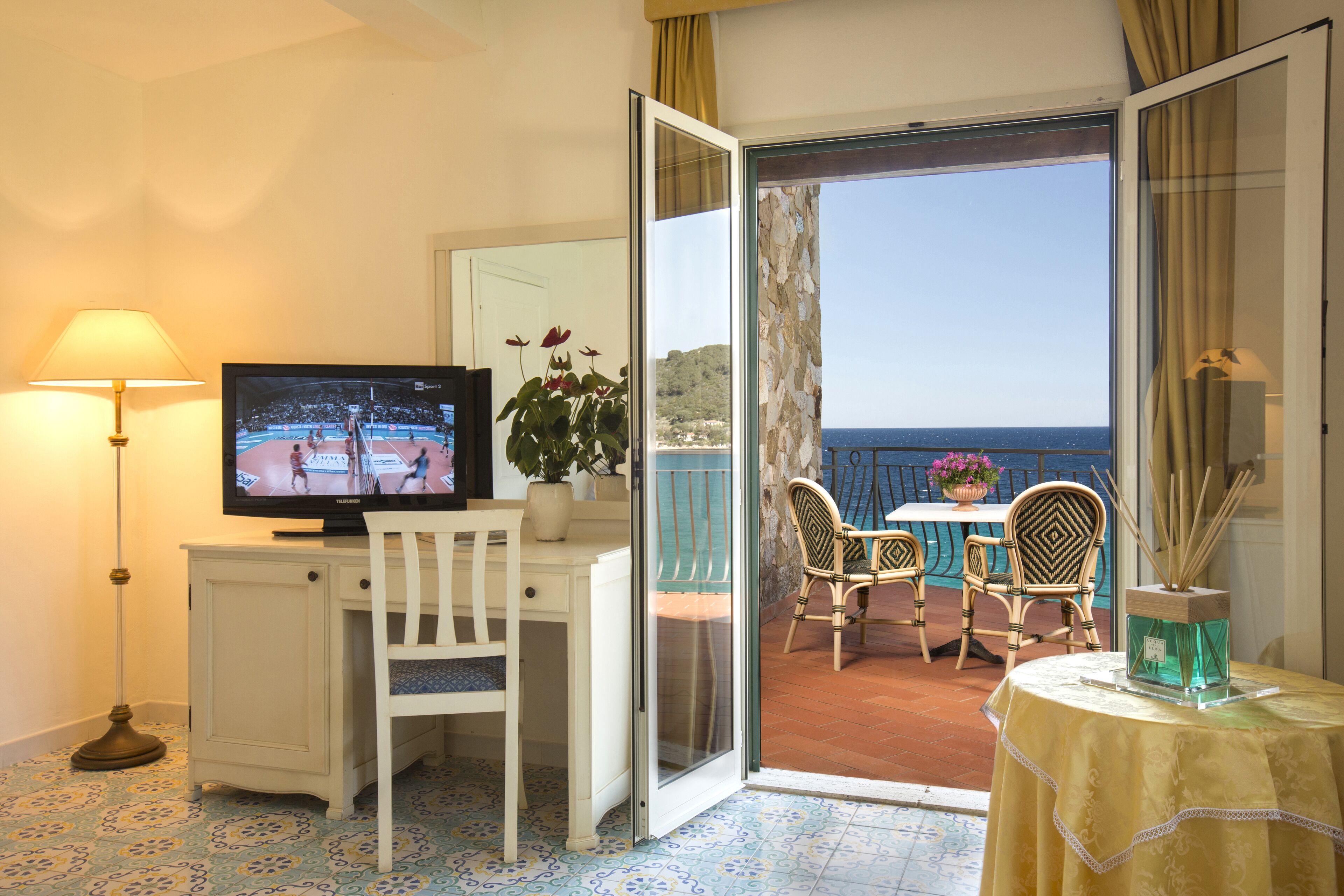 1 bedroom, minibar, in-room safe, desk