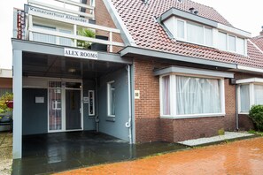 Voorkant van accommodatie