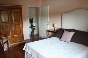 1 Schlafzimmer, hochwertige Bettwaren, Select-Comfort-Betten, Zimmersafe