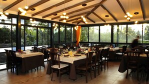 Restaurant - Arbel Guest House Shavit Family (Galil Tachton)