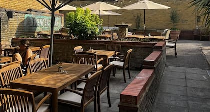 Brewers Inn Hotel