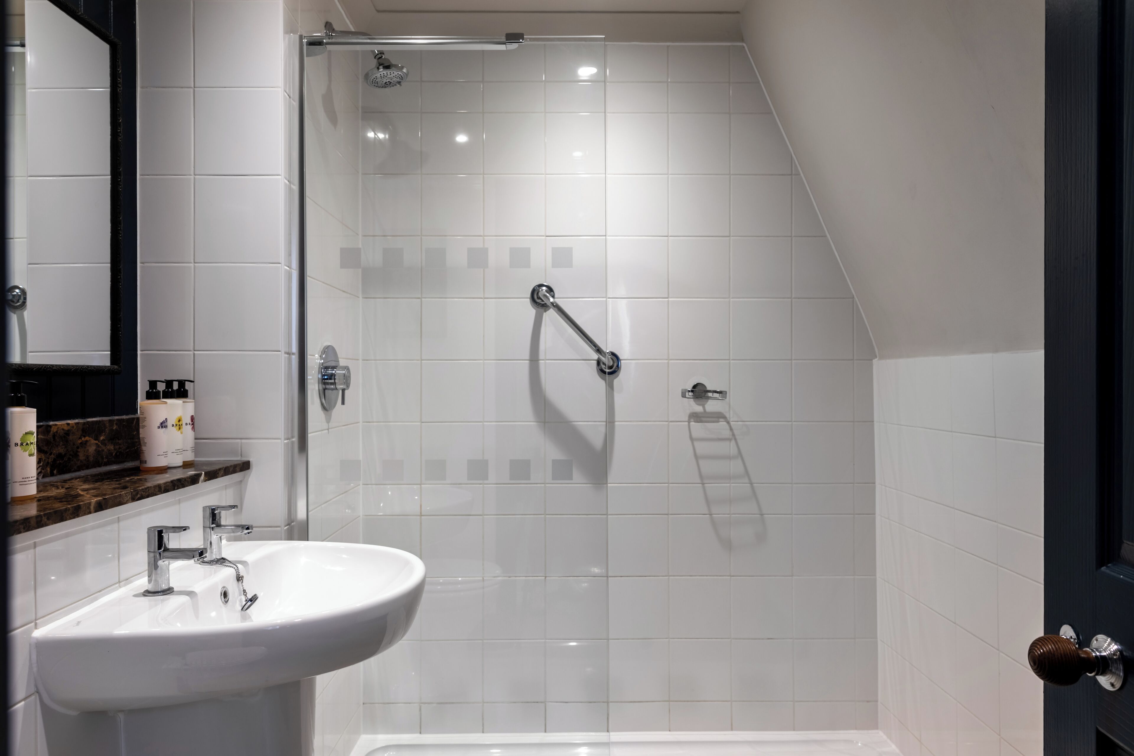 double room single use, 1 double bed | premium bedding, minibar, in-room safe, individually decorated