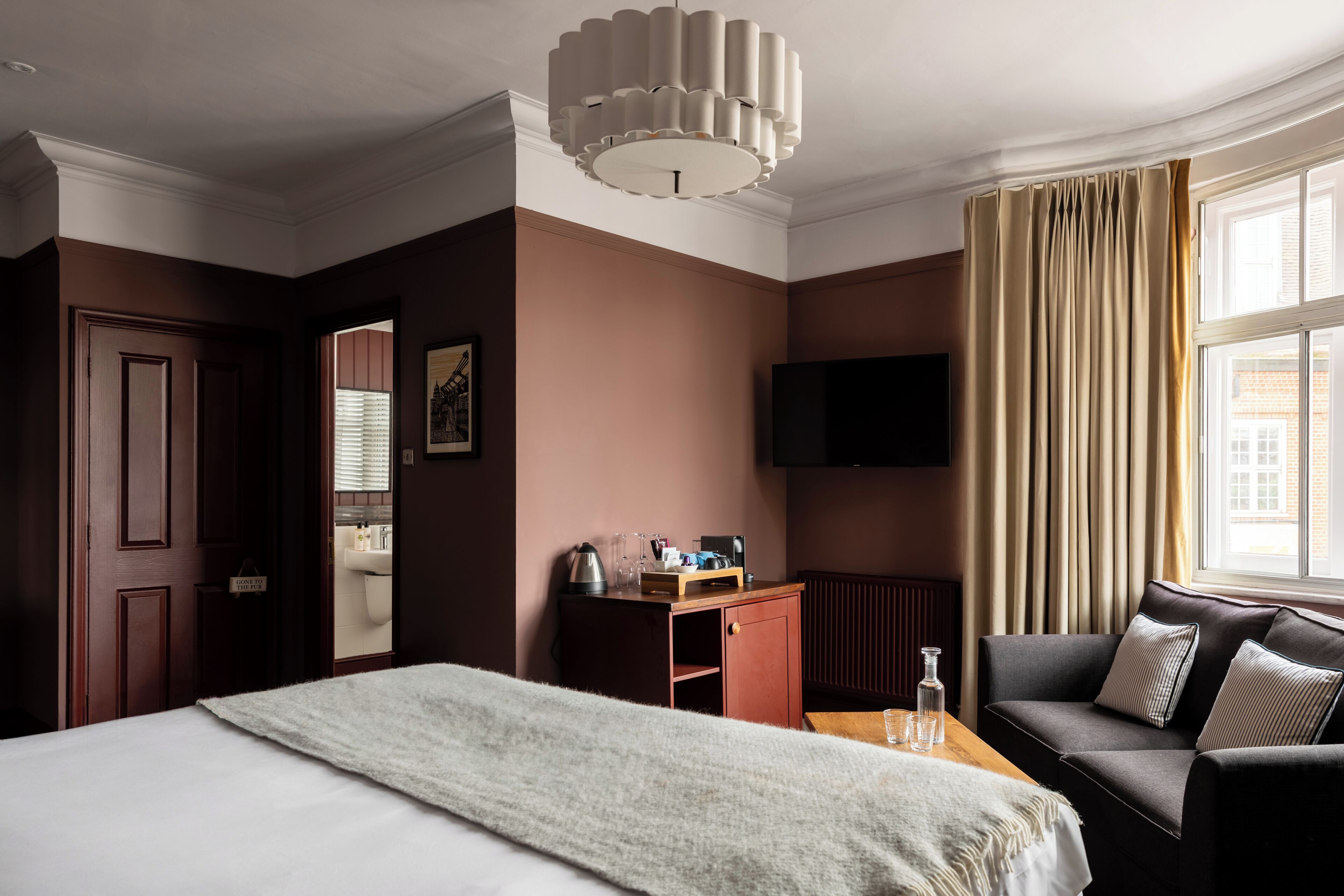 suite | premium bedding, minibar, in-room safe, individually decorated