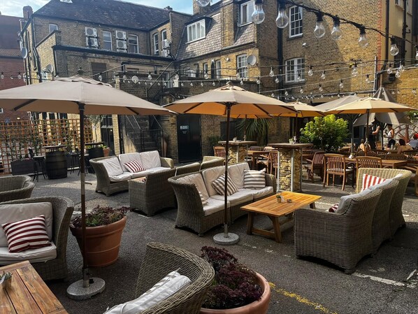Garden - Brewers Inn Hotel (London)