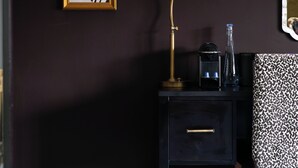 غرفة سوبيريور مزدوجة | مكتب ومكواة/لوح كي وواي فاي مجانًا وملاءات أسرّة