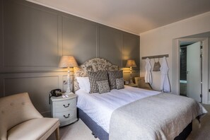Classic Double Room - The Coach & Horses (Richmond)