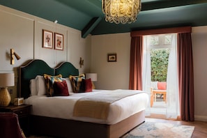 Habitación Signature doble | Ropa de cama hipoalergénica y minibar (con algunos artículos gratuitos)