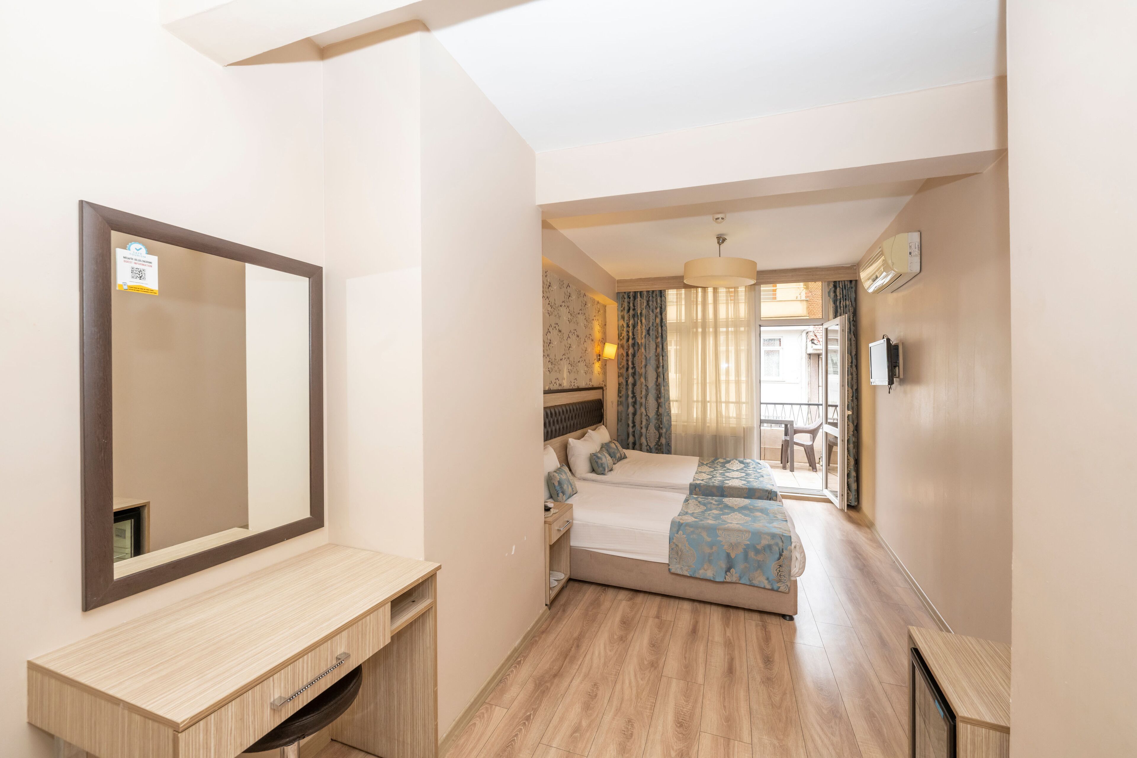 Photo - Tugra Hotel