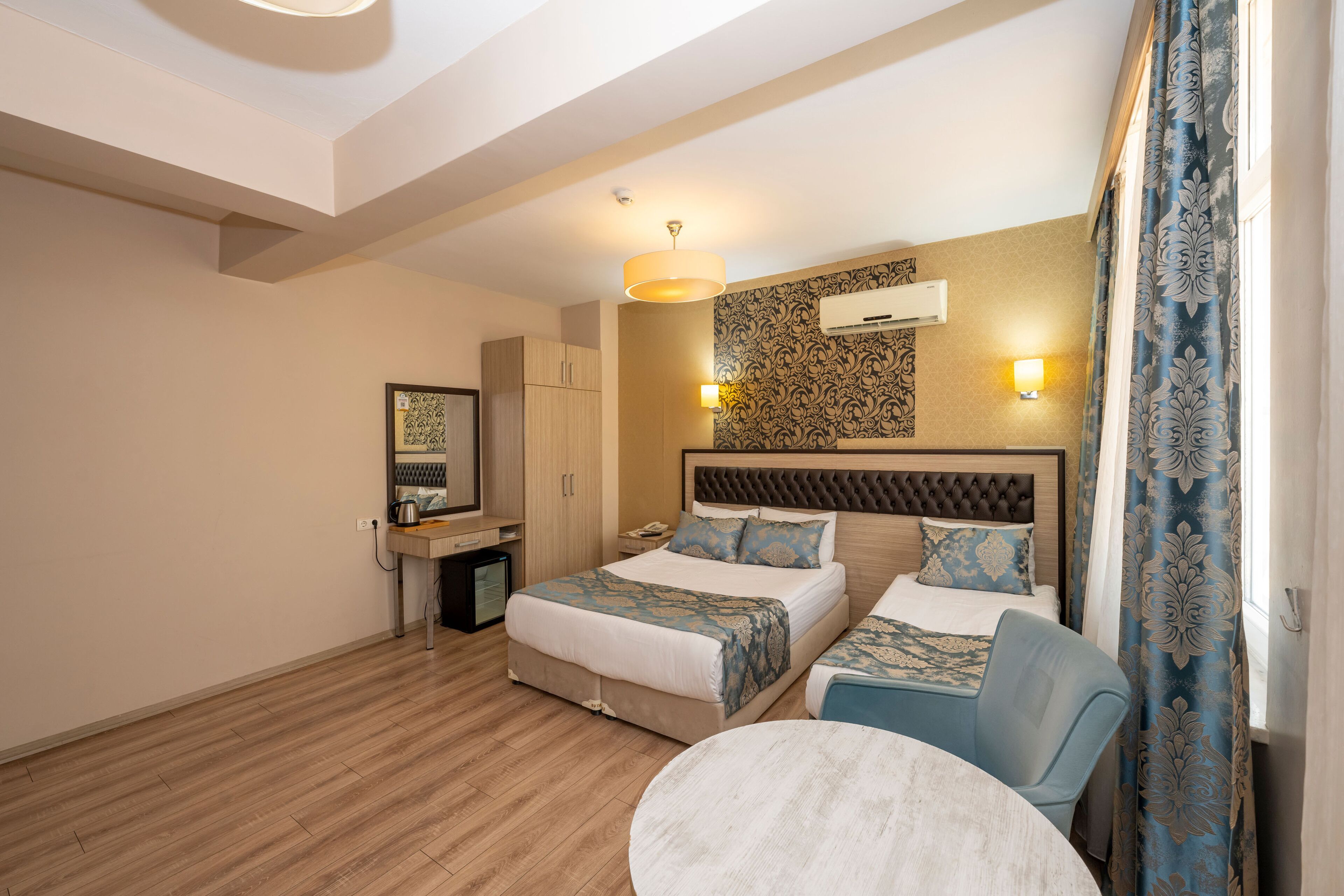 Photo - Tugra Hotel