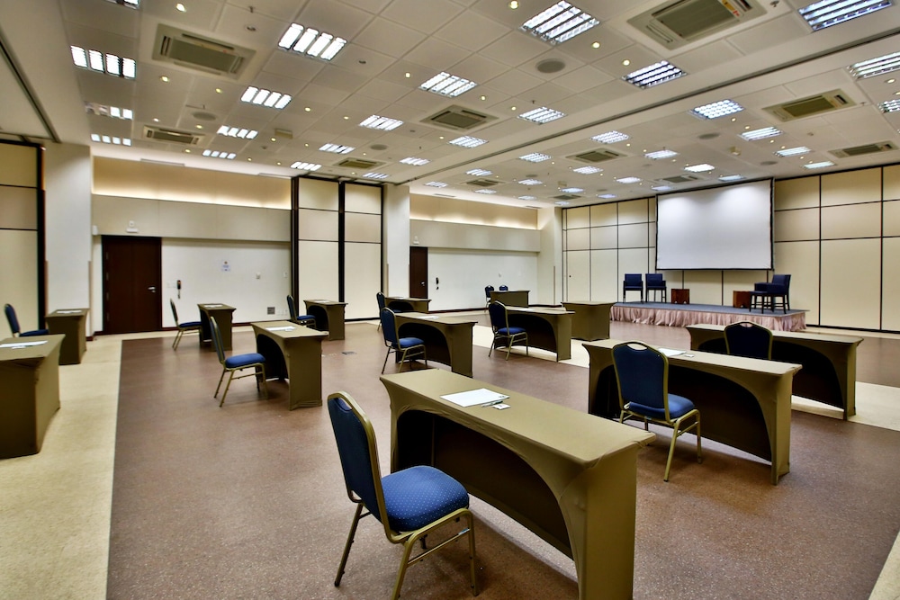 Quality Hotel & Suites São Salvador by null