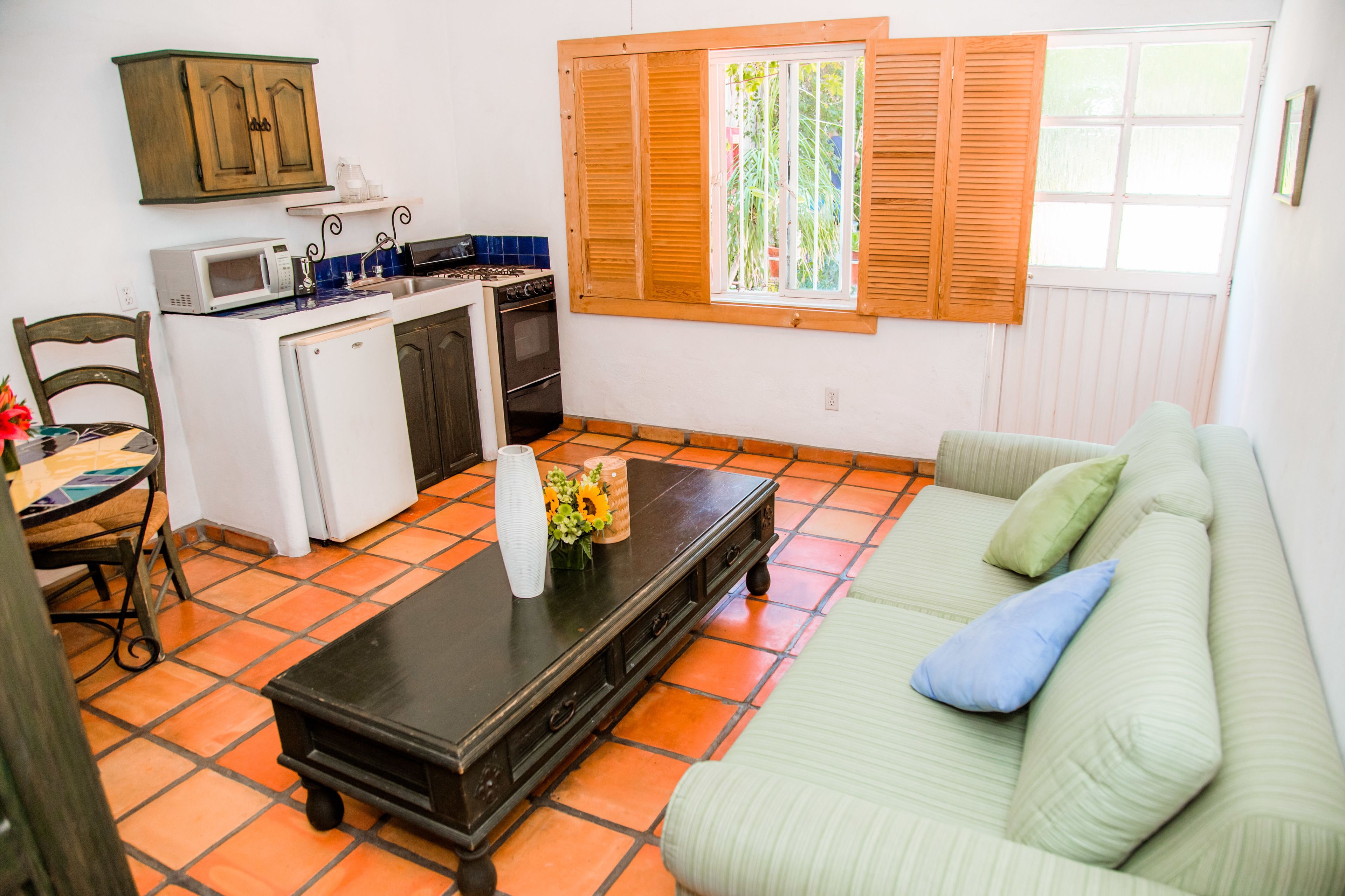 junior suite, 1 queen bed | 1 bedroom, free wifi, bed sheets