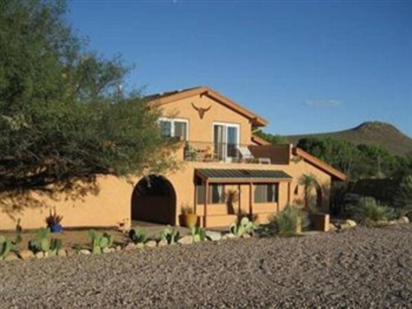 Front of property - Lazy Dog Ranch (Sierra Vista)