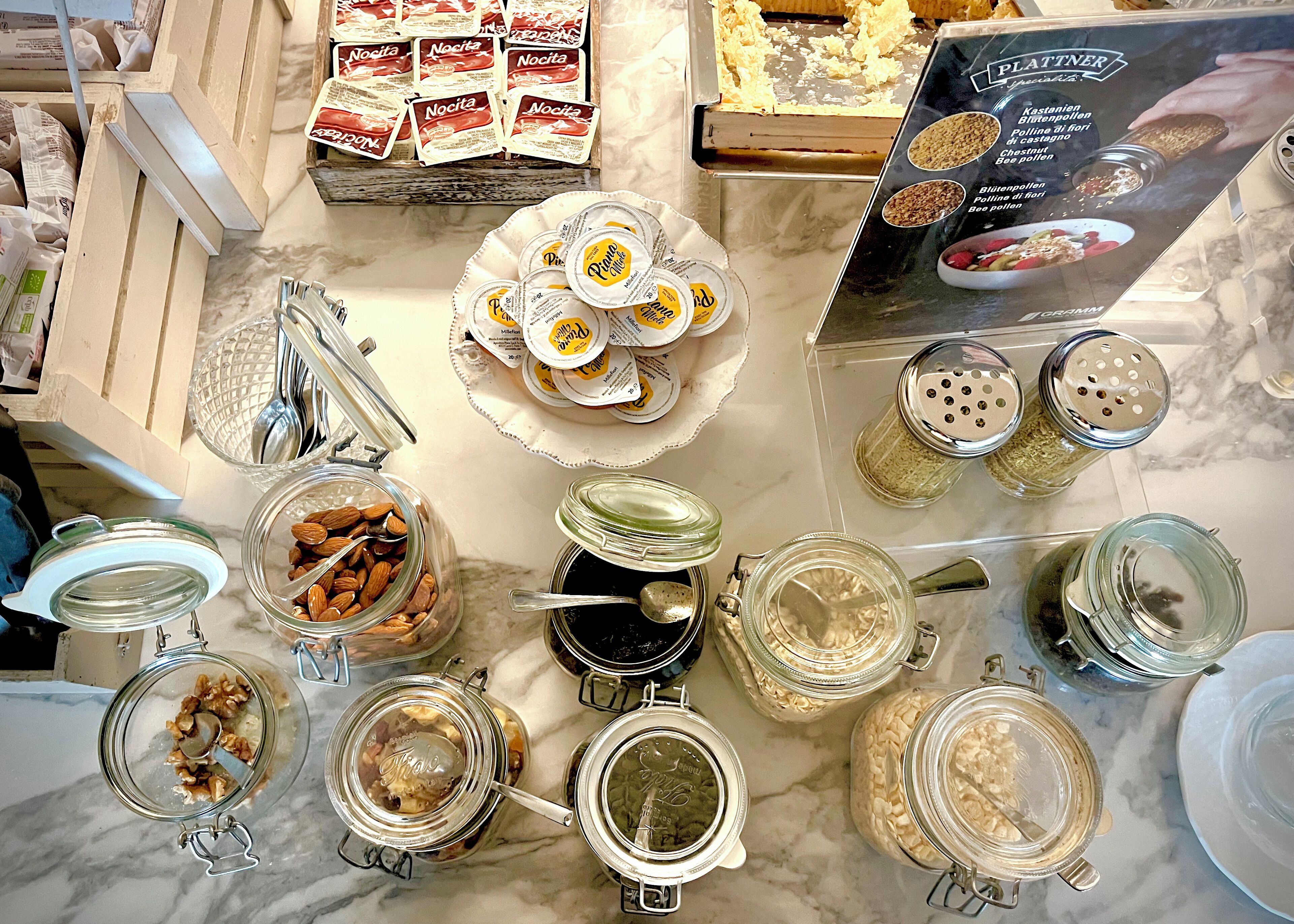 Tägliches inbegriffenes Frühstücksbuffet