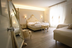 1 bedroom, down comforters, pillowtop beds, desk