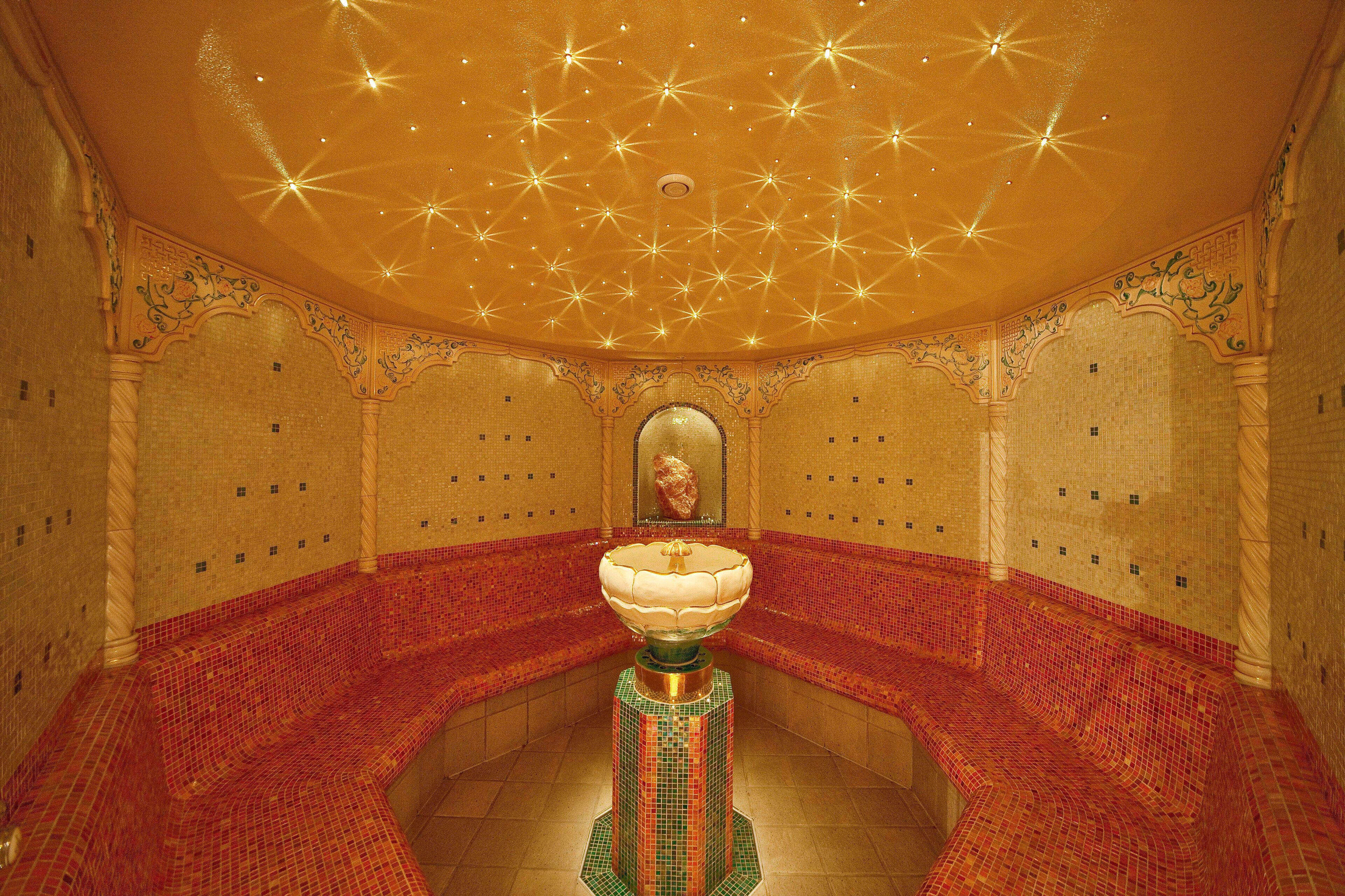 Sauna, bain à remous, hammam, hammam