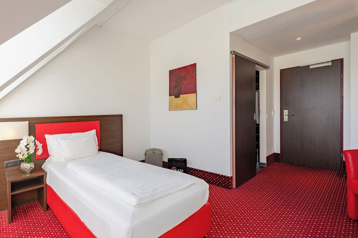 Standard-Einzelzimmer, 1 Einzelbett | 1 Schlafzimmer, hochwertige Bettwaren, Minibar, Zimmersafe