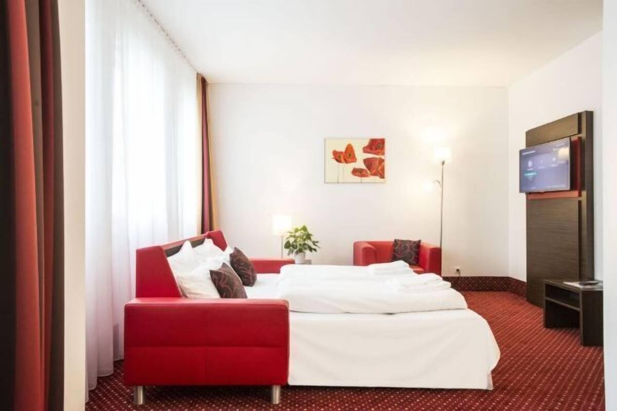 1 soverom, sengetøy av topp kvalitet, minibar og safe på rommet