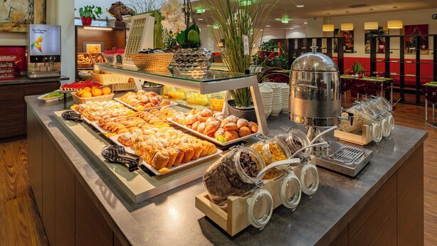 Desayuno buffet todos los días (con cargo)