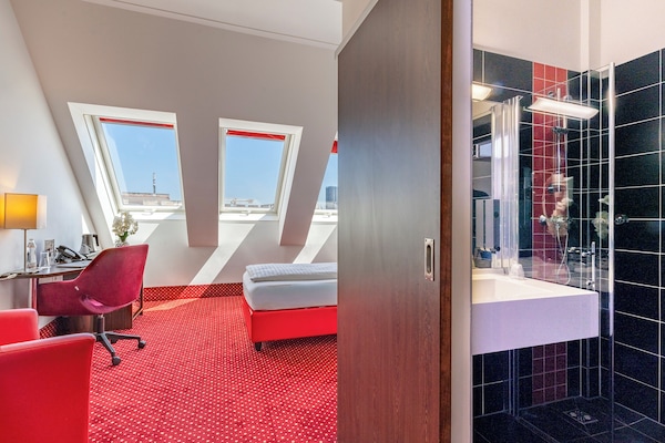 1 habitación, ropa de cama de alta calidad y minibar