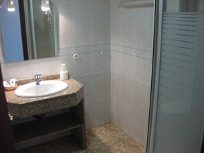 Free toiletries, hair dryer, bidet - Campomar (Cartagena)