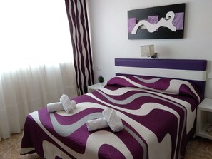 Double or Twin Room | Desk, free WiFi, bed sheets
