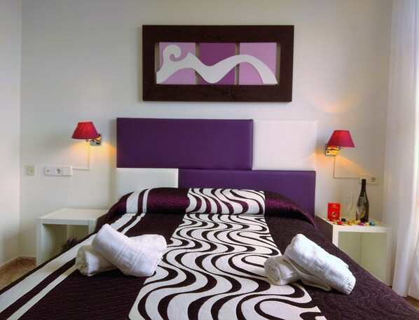 Doppel- oder Zweibettzimmer