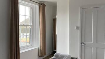 Suite, Ensuite, Sea View (Room 8)