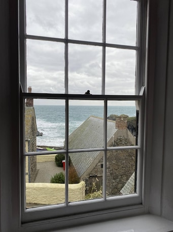 Standard Double Room, Shared Bathroom, Sea View