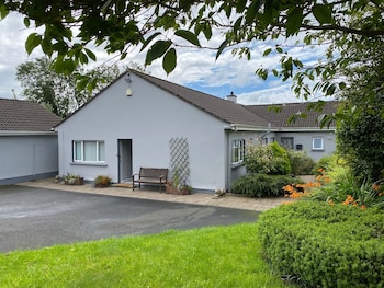 Elagh View Bed & Breakfast