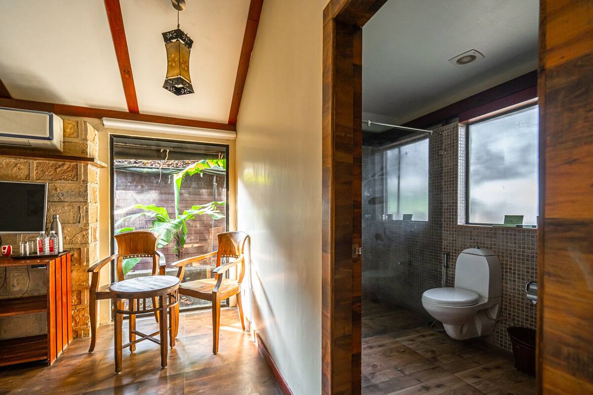 winter green cottage | 1 bedroom, premium bedding, down duvets, minibar