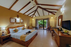 Habitació Deluxe | Roba de llit d'alta qualitat, cobrellits i minibar 