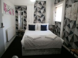 Double Room, Ensuite ( 2) - The Withnell Hotel (Blackpool)