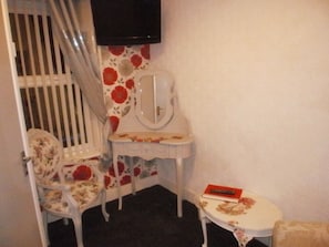 Chambre Double, salle de bains attenante ( 7)