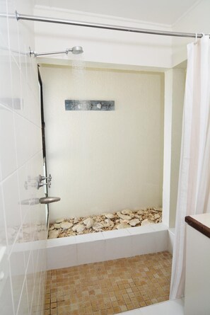 Standard Apartment, 2 Bedrooms, Garden View - Pacific Lagoon Apartments (Port Vila)