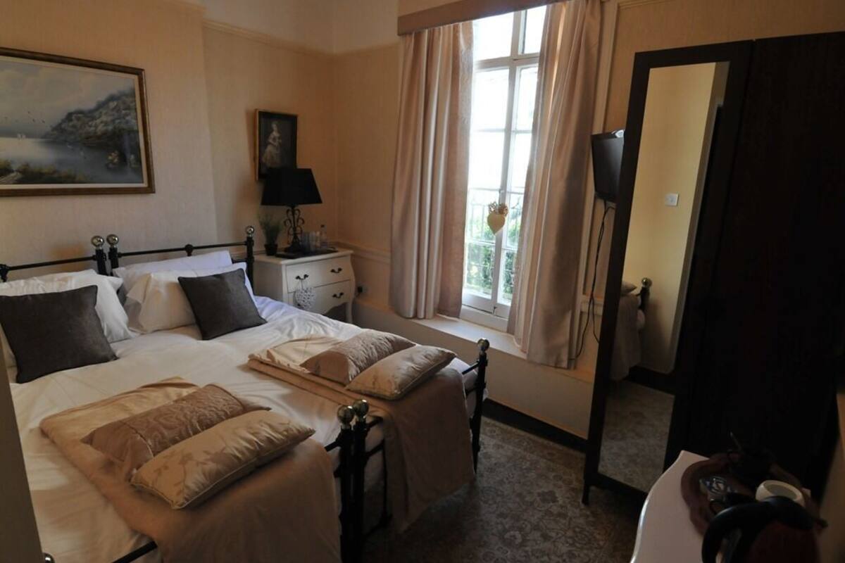 Twin Room, Ensuite (Victoria) | 1 bedroom