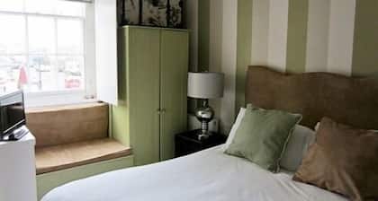 Kings Boutique Hotel
