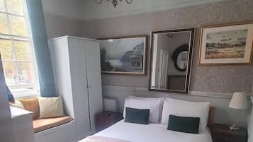 Double Room, Ensuite (Catherine)