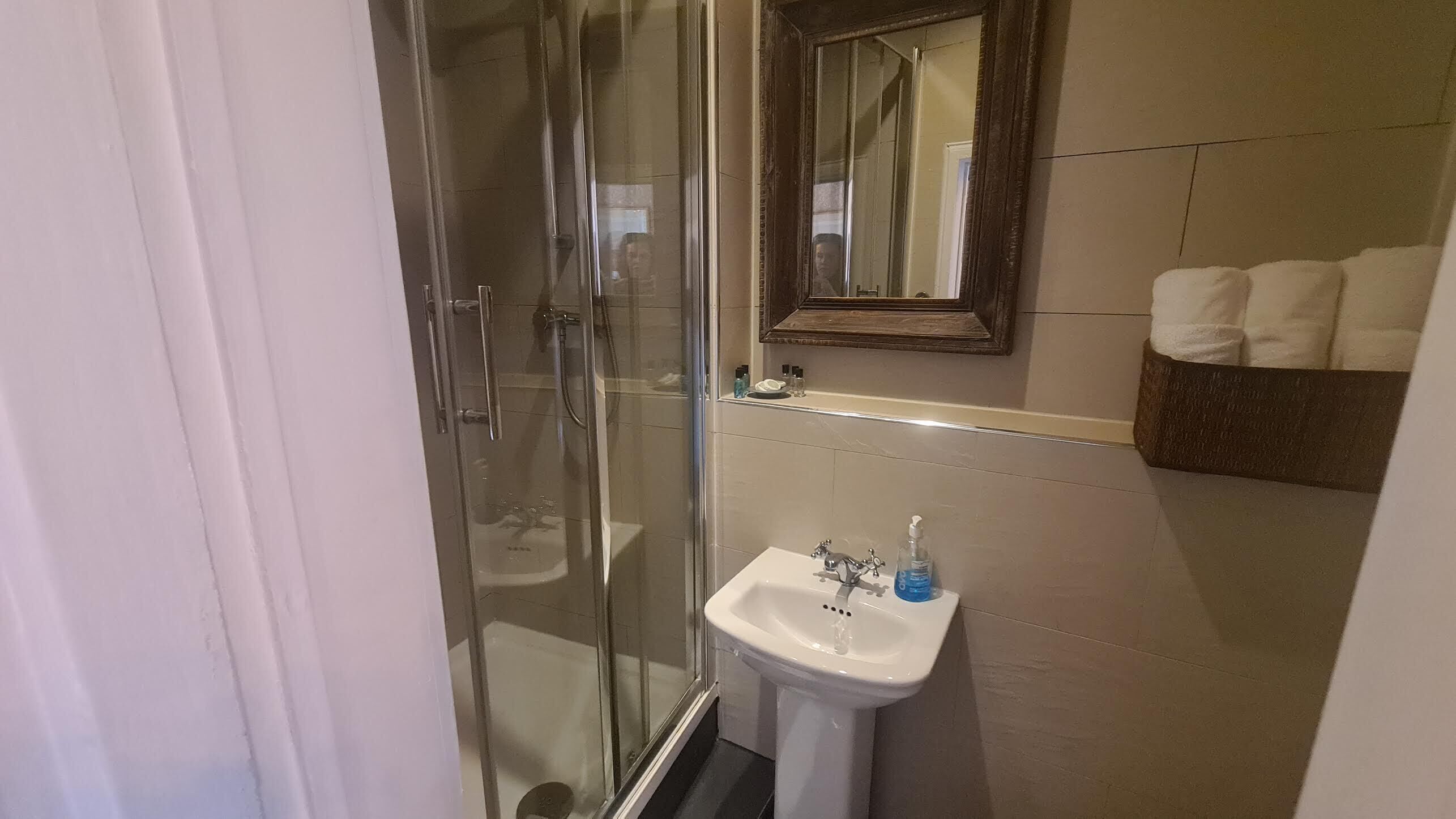 Double Room, Ensuite (Catherine) | Bathroom