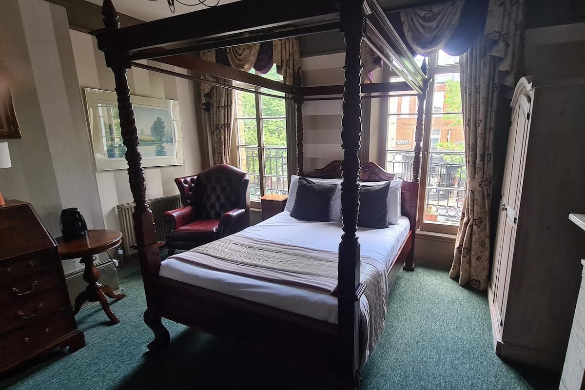 Double Room, Ensuite (Adelaide)