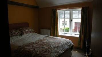 Quadruple Room, Shared Bathroom (Sleeps upto 4 persons)